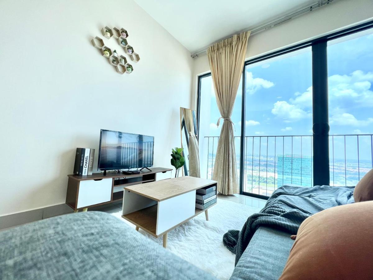 A 1-4 Pax Cozy Studio Tv Box Pool 100Mps Wifi 3 Bed Trefoil Сетия Алам Екстериор снимка